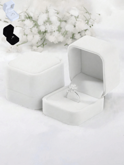 Ring Box – Elegant white PU leather gift case for weddings, graduations, birthdays, and anniversaries.
